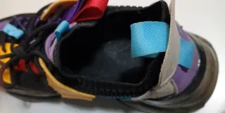 Zapatillas deportivas negras multicolor