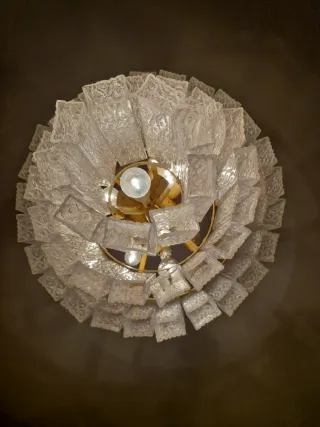 Lámpara de techo de cristal y metal