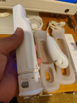 Consola Nintendo Wii + 2 Mandos + 2 Nunchuk