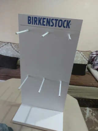 Soporte expositor blanco nuevo