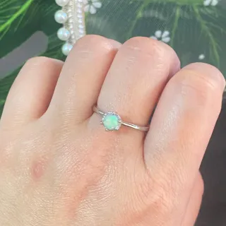 Anillo Acero Inoxidable con Ópalo Blanco Natural