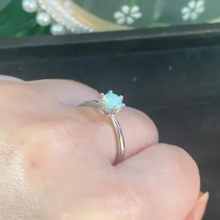 Anillo Acero Inoxidable con Ópalo Blanco Natural