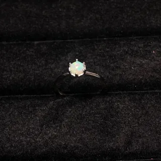 Anillo Acero Inoxidable con Ópalo Blanco Natural