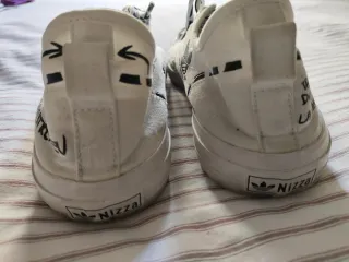 Zapatillas Adidas Nizza Blancas y Negras