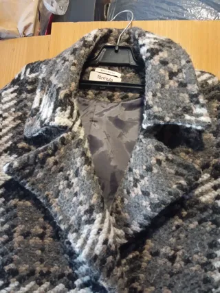 Abrigo de mujer estampado