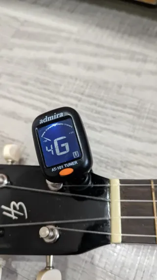 Afinador Admira AT-101