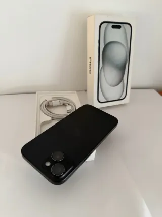iPhone 15 Nero