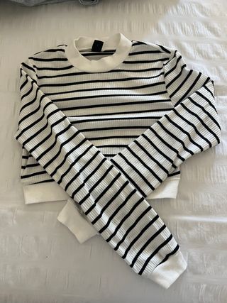Jersey de rayas blanco y negro