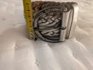 Cinturón trenzado plateado