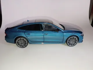 Audi A7 1/24 Modellino 6 aperture Luci Fari Stop