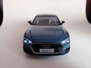 Audi A7 1/24 Modellino 6 aperture Luci Fari Stop