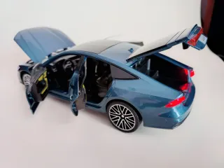 Audi A7 1/24 Modellino 6 aperture Luci Fari Stop