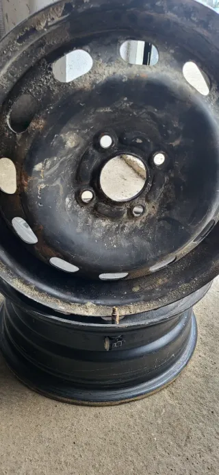 Llantas de acero R15