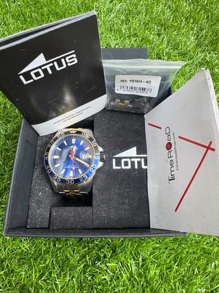 Reloj Lotus Azul y Dorado