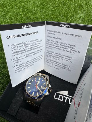 Reloj Lotus Azul y Dorado