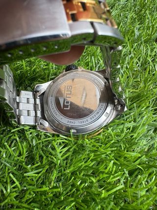 Reloj Lotus Azul y Dorado