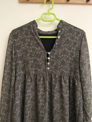 Vestido estampado flores verde y rosa