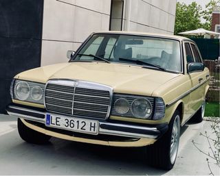 Mercedes-Benz W123 1979