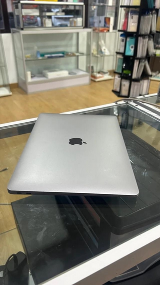 MacBook Air M1 2020 256GB Plata 8GB RAM