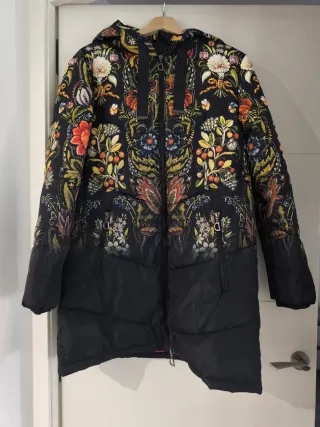 Abrigo estampado floral talla única