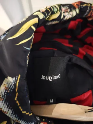 Abrigo estampado floral talla única