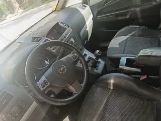 Opel Zafira 2006