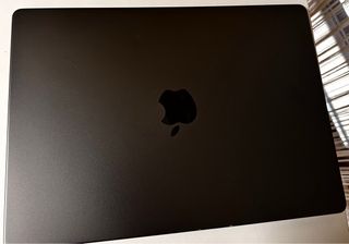 MacBook Pro M3 Pro 18GB RAM/512GB