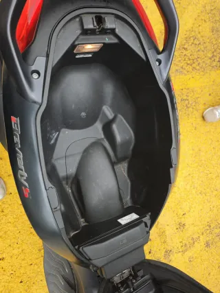 Piaggio Beverly 300s