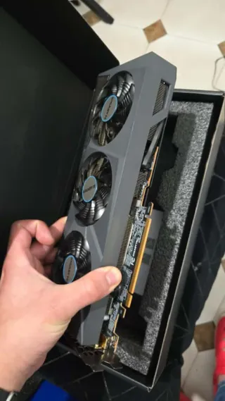 OFERTA!VENDO o Cambio Tarjetagráfica Gigabyte 3070