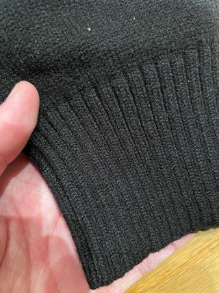 Jersey Ami Paris Negro Corazón Rojo