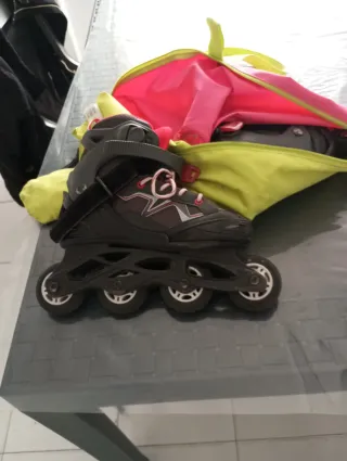 Patines en línea negros