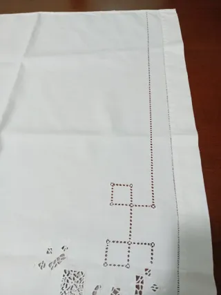 Tovaglia ricamata a mano cm130x70 per altare