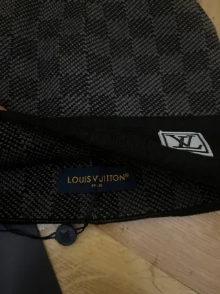 Gorro Louis Vuitton Negro Gris