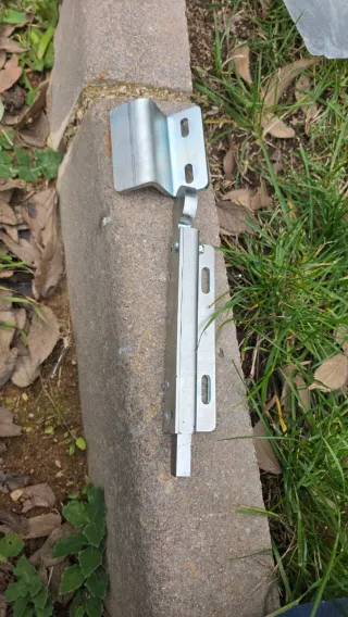 Cerradura automática puerta batiente