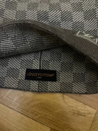 Gorro Louis Vuitton Damier Gris