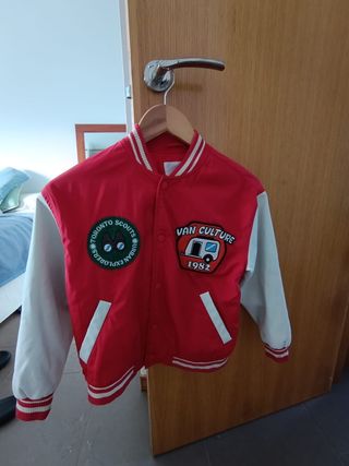 Chaqueta Zara niño roja talla 9