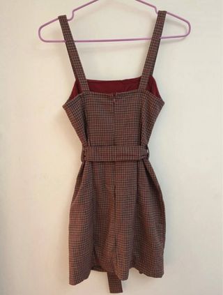 Vestido corto cuadros marrón y rojo