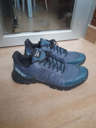 Zapatillas Reebok Gore-Tex Talla 45