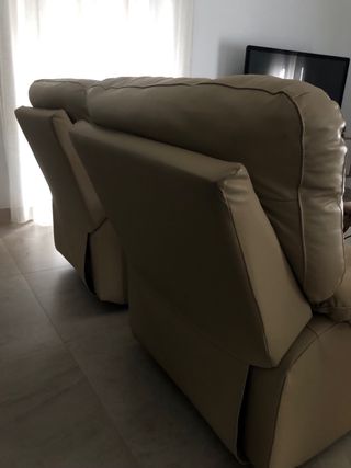 Conjunto Sofá y Sillones Salón Beige