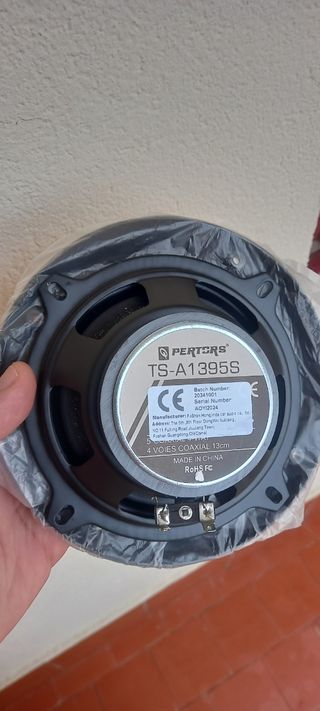 Altavoces coche 4 Vías 300W 5 TS-A1395S