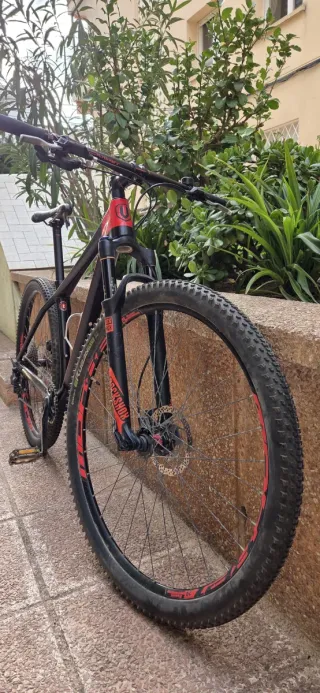 Bicicleta carbono Mondraker