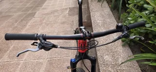 Bicicleta carbono Mondraker