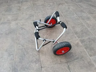 Carro para kayak con ruedas