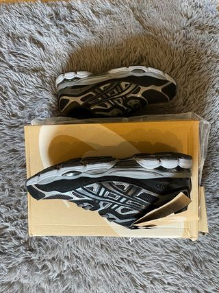 Zapatillas Asics Gel-NYC Talla 42 Nuevas