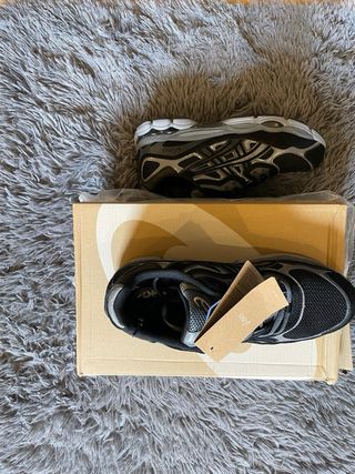 Zapatillas Asics Gel-NYC Talla 42 Nuevas