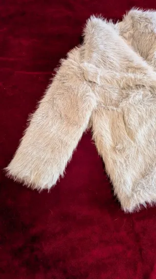 Chaqueta pelo sintético suave