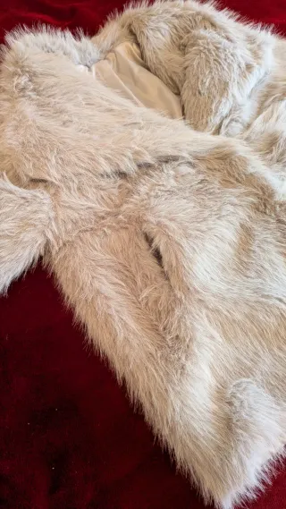 Chaqueta pelo sintético suave