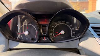 Ford Fiesta 4 puertas gasolina 1.4 con 70cv