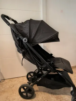 Silla Paseo Cybex Eezy S+2 Plegable Gris
