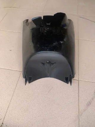 Quilla Yamaha Aerox 2004-2013 Negra